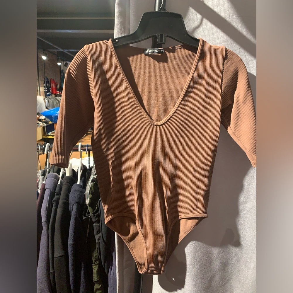 Zara Brown Ribbed Bodysuit